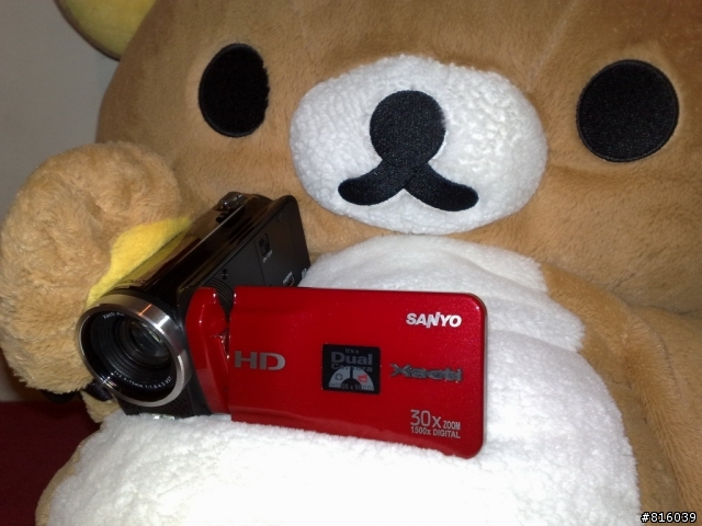 SANYO 30倍光學變焦隨身錄影機 VPC-TH1簡單開箱分享