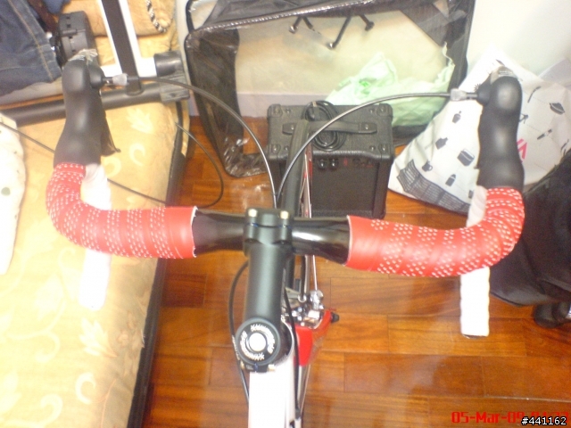 小弟的第一台自組紅白公路車(自組)louis garneau AXIS 4.0 圖多(姿勢調整)