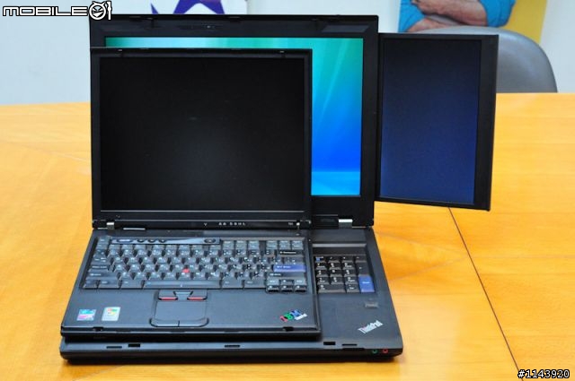 陸地上最強悍的戰車級筆電-Lenovo W700ds