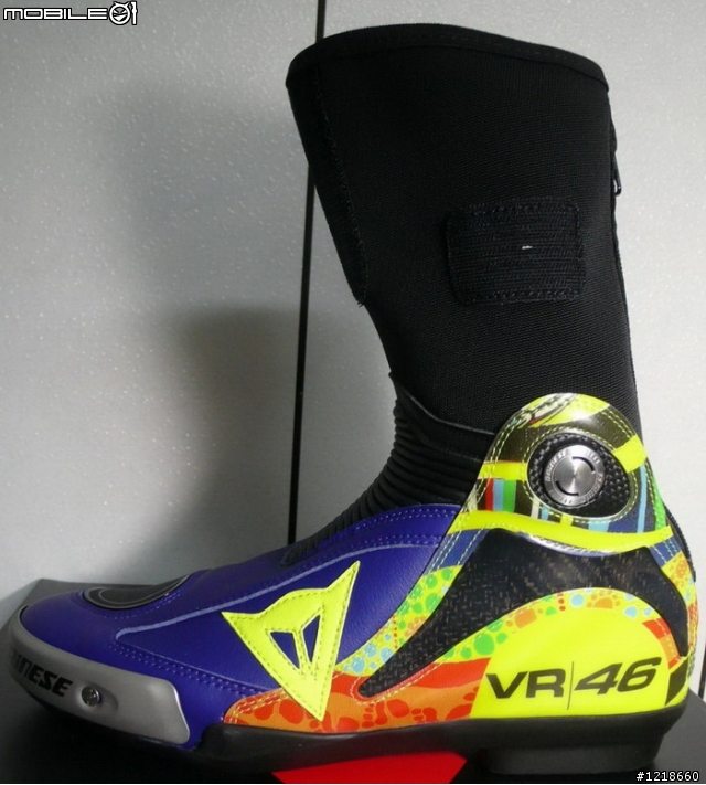 [開箱文] replica valentino rossi dainese boots 08