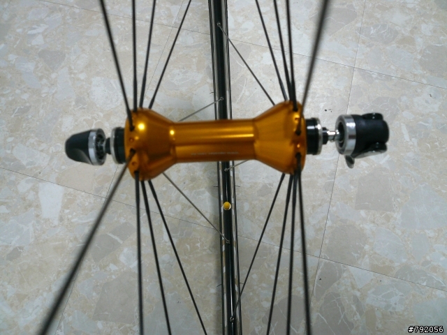 [分享]剛入手的公路車..BIANCHI C2C