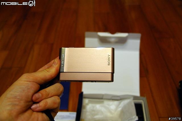(T90 K百D人像大亂鬥)開個箱吧Sony T90 更新風景人像試拍照,變焦錄影檔