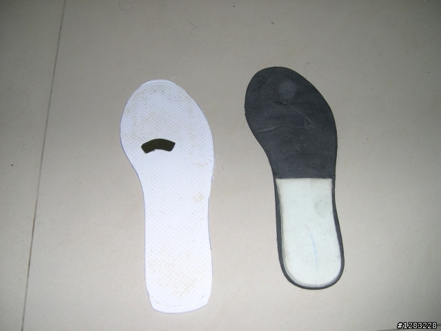 卡踏diy200元藍白拖鞋也能上卡(不要打我)