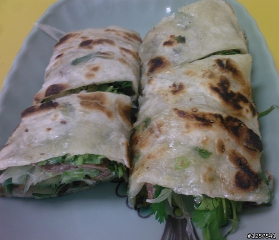 左營：左記牛肉麵+陝南牛肉麵(左營高中旁)