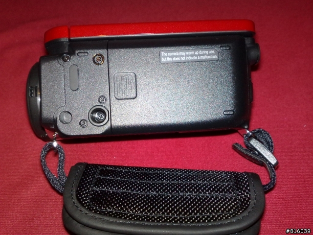 SANYO 30倍光學變焦隨身錄影機 VPC-TH1簡單開箱分享