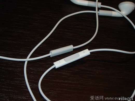 可惜！iPhone 3G不能用iPod Shuffle的耳機線控！
