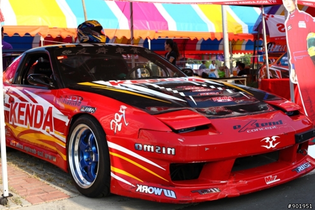 新加入影片，5DII用連拍追焦 2009鳳山市慶祝青年節城市漂移賽車