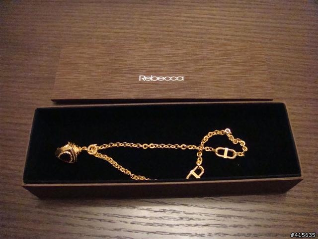 二折的誘惑，REBECCA 飾品