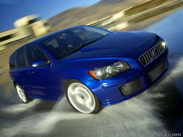Volvo V50 D5 R-Design 改裝尋求意見