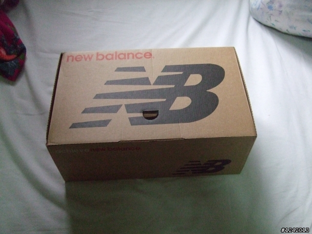 「開箱文」~哈了很久的 NEW BALANCE 99X「糖果系列」