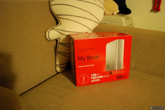 超時尚的My Book Studio Edition 1TB 3.5吋外接式硬碟