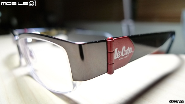 開箱文: Lee Cooper 2009 最新型眼鏡(鏡架)+全視線鏡片開箱文~ 新～新～