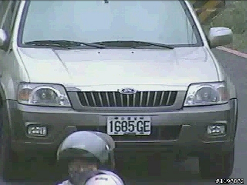 懇請各位大大幫忙注意一台jamis土坡車....謝謝