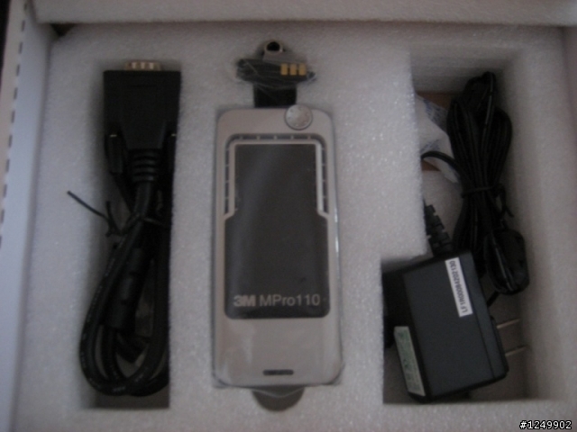 [開箱文] 3M Mpro110 Pico Projector 行動投影機