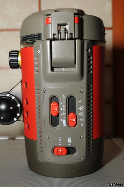 補 另類開箱文 NIKON 本家 NIKONOS-V防水相機 加NIKON SB104 水中閃光燈 ~ 內有底片不解剖