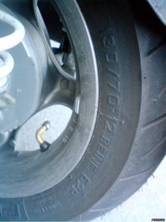[開箱文] PIRELLI DIABLO SCOOTER 12吋 倍耐力 惡魔胎(有圖)