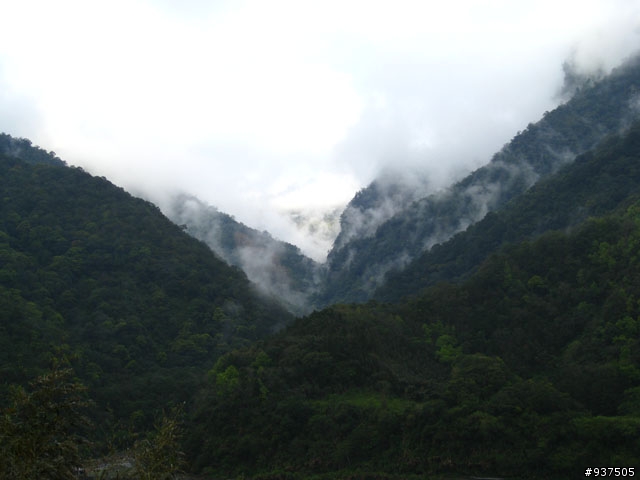 羅東→四季→梨山→大禹嶺→關原→太魯閣→新城→羅東