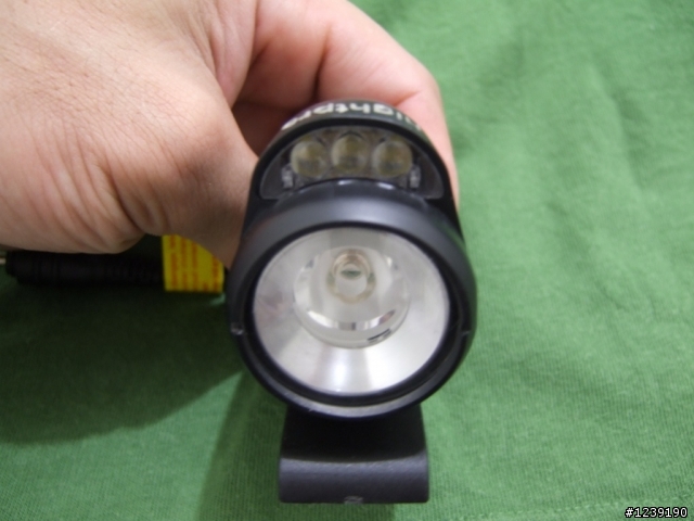 [分享]nightpro出的小鋼砲前燈(Nightpro-Aurora LED Alkaline)