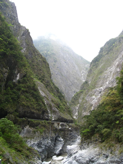 羅東→四季→梨山→大禹嶺→關原→太魯閣→新城→羅東