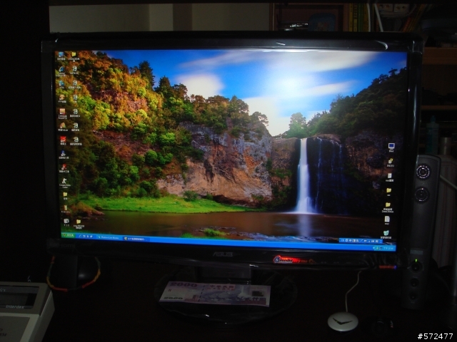 [業餘開箱] ASUS VH232H 華碩23吋寬