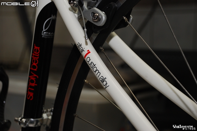 [開箱] 2009 FUJI Newest 2.0