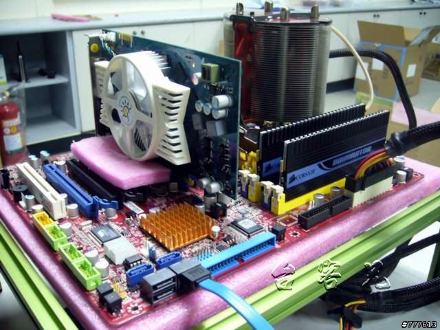 [台]不用外接電原的Sparkle濕巴扣9800GT.是笑能?還是效能!