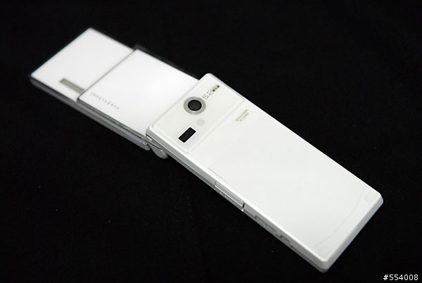 [開箱!!] 深白的魅惑 SHARP T923