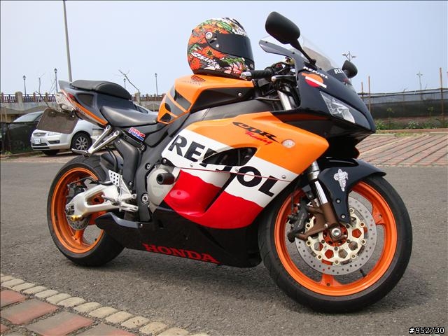 [入庫分享] Honda CBR1000RR Repsol