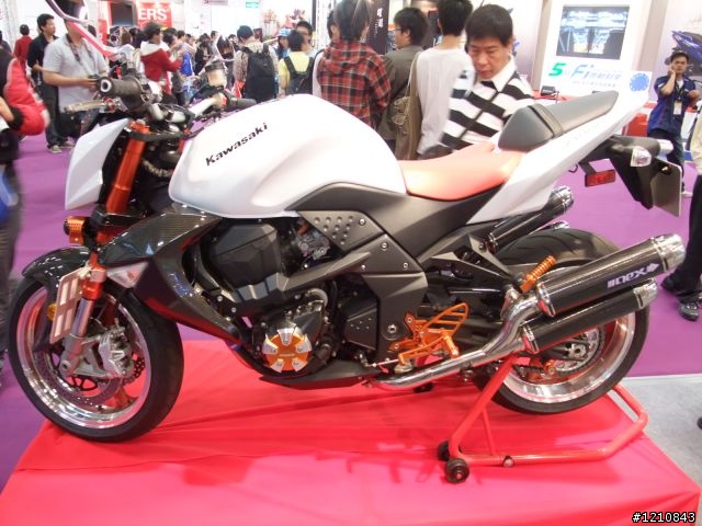 [累死人分享]2009台北世貿機車產業展，激暴!!挑戰機車展最多圖(ShowGirl隨時補上) - 已經全PO了