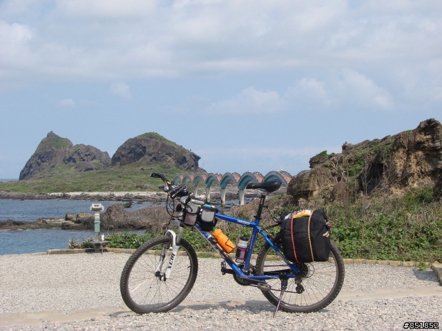 2009年3月15日，我和我的影子的順時針12天單車環島