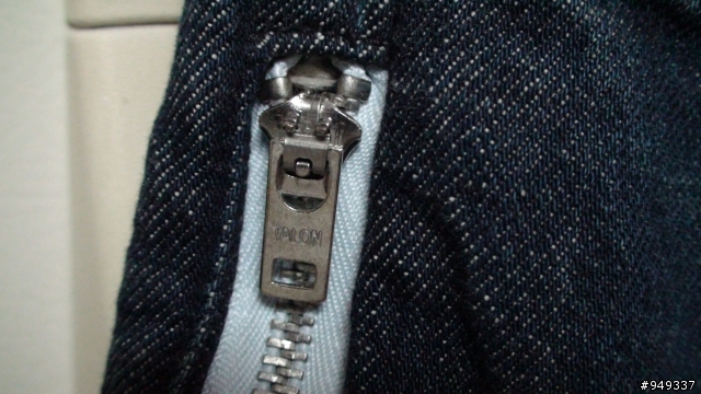 Levis fenom(經詢問已經確定是真品)謝謝大家