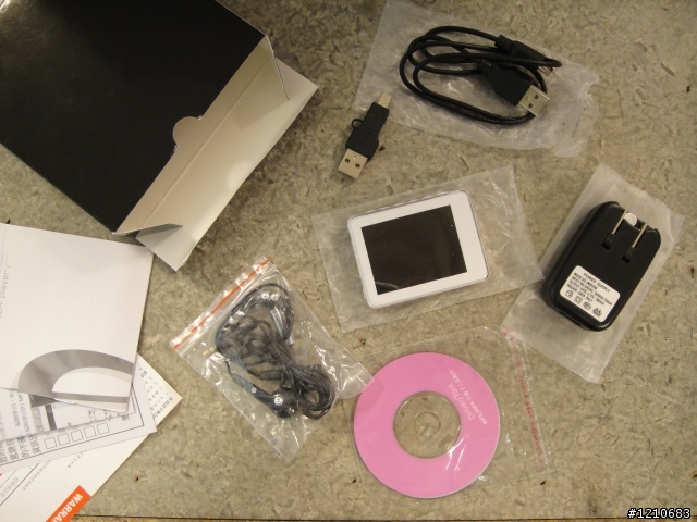 一個"我愛上的"MP4-BEKA(M560F)