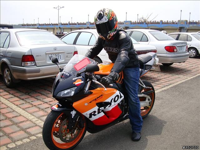 [入庫分享] Honda CBR1000RR Repsol