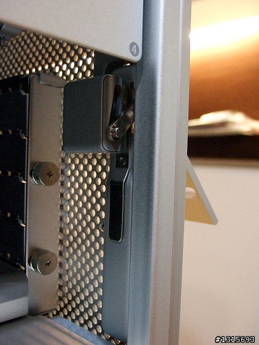 (圖多) 2009 年新版四核 Mac Pro 開箱分享