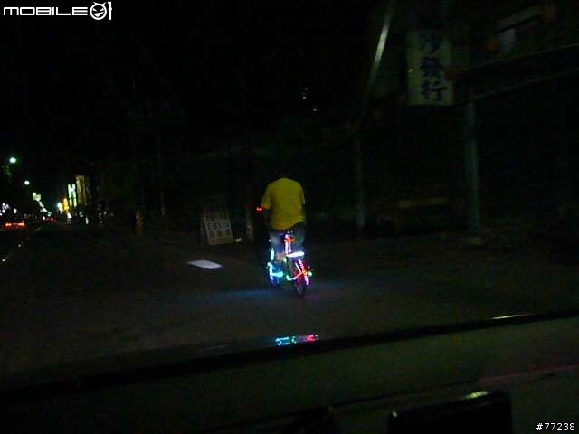 正港的台灣之光(第一次看到如此徹底的改裝車)