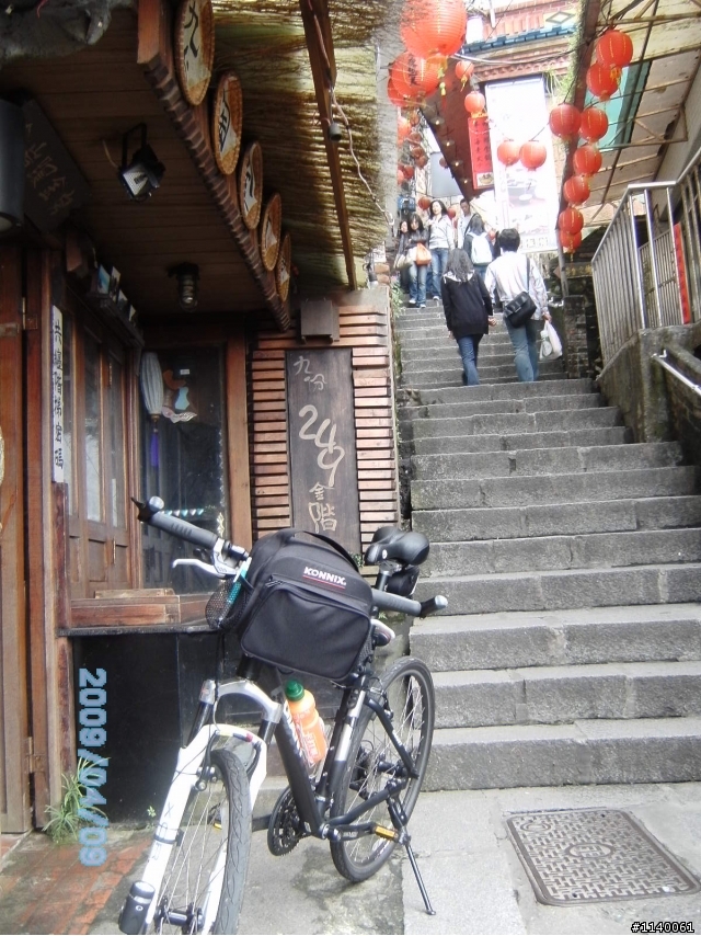 [路線分享]石門-金山-野柳濱海公路-九份山城-山海騎