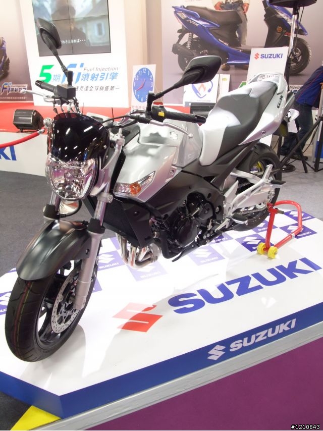 [累死人分享]2009台北世貿機車產業展，激暴!!挑戰機車展最多圖(ShowGirl隨時補上) - 已經全PO了