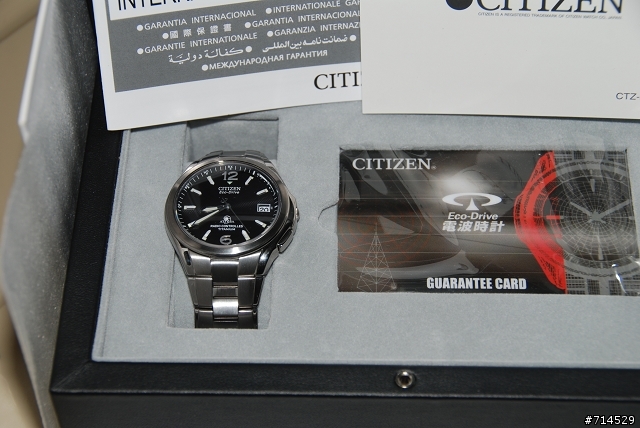 [開箱]CITIZEN - 光動能+電波計時 AS3050-57E