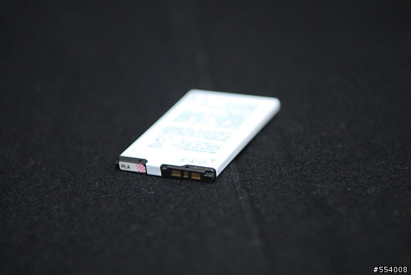 [開箱!!] 深白的魅惑 SHARP T923