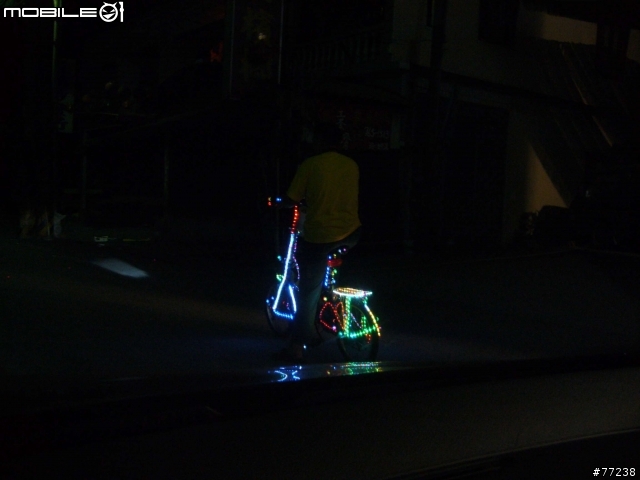 正港的台灣之光(第一次看到如此徹底的改裝車)