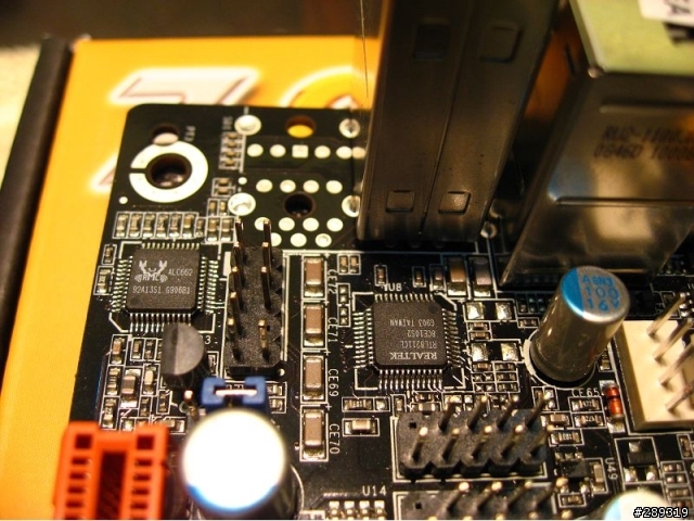 [開箱]ZOTAC GF9300-ITX WiFi