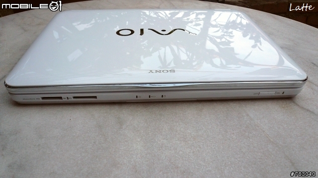 SONY VAIO 純真白VGN-CS26T 不專業開箱