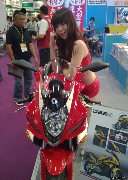 09年的機車展.正妹篇....！