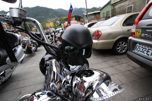 這種安全帽是客製的嗎