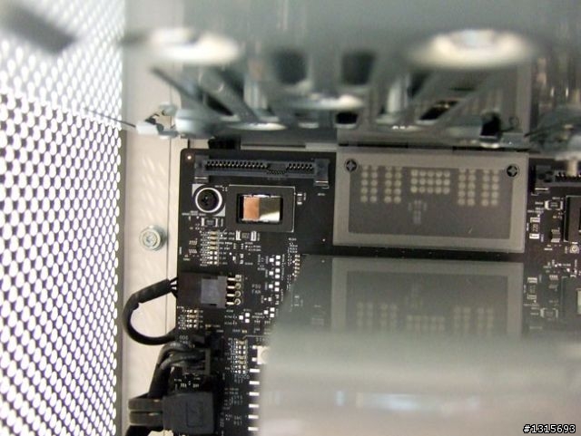 (圖多) 2009 年新版四核 Mac Pro 開箱分享