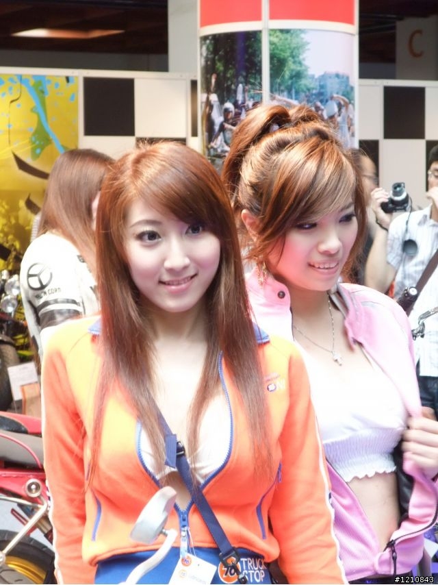 [累死人分享]2009台北世貿機車產業展，激暴!!挑戰機車展最多圖(ShowGirl隨時補上) - 已經全PO了