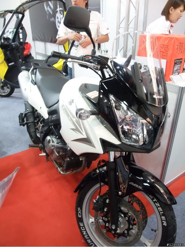 [累死人分享]2009台北世貿機車產業展，激暴!!挑戰機車展最多圖(ShowGirl隨時補上) - 已經全PO了