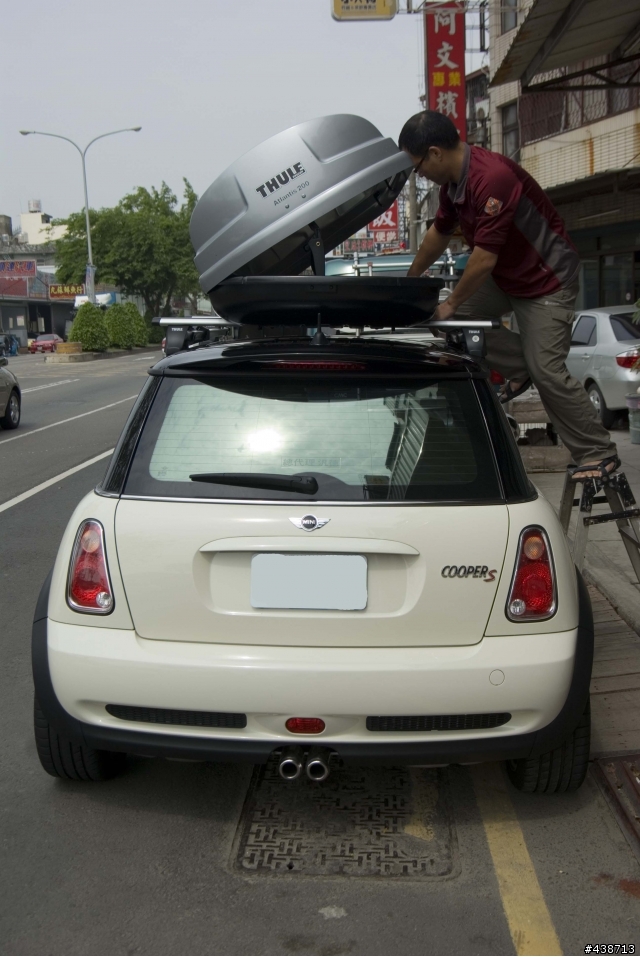 讓Mini不只那麼Mini 續集 【Thule Atlantis 200行李箱】