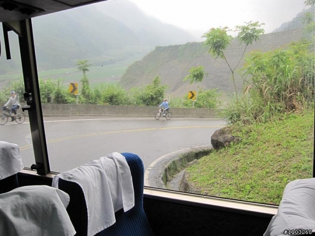 魯肉腳      武陵農場    傷殘收山之旅....