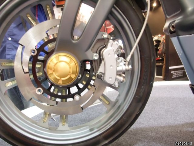 [累死人分享]2009台北世貿機車產業展，激暴!!挑戰機車展最多圖(ShowGirl隨時補上) - 已經全PO了